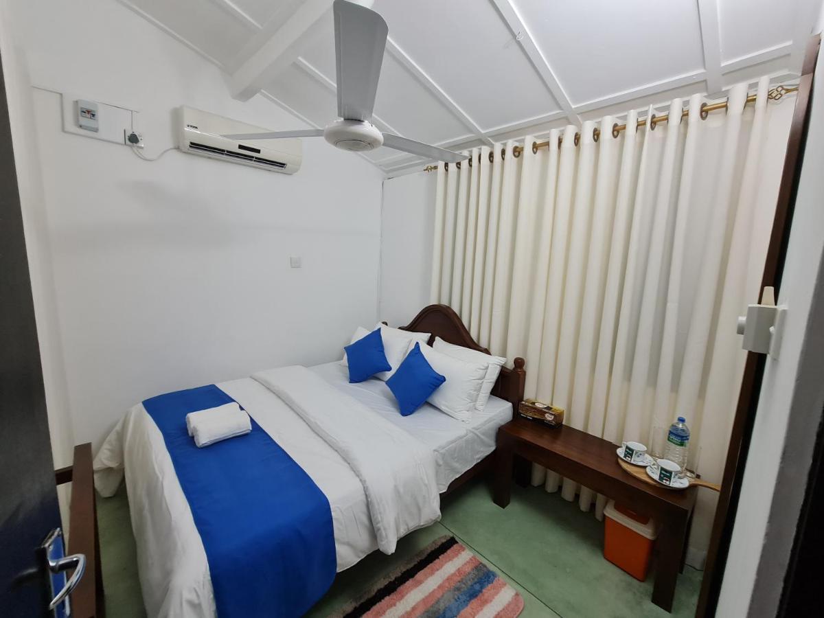 Hello Kandy Homestay Bagian luar foto