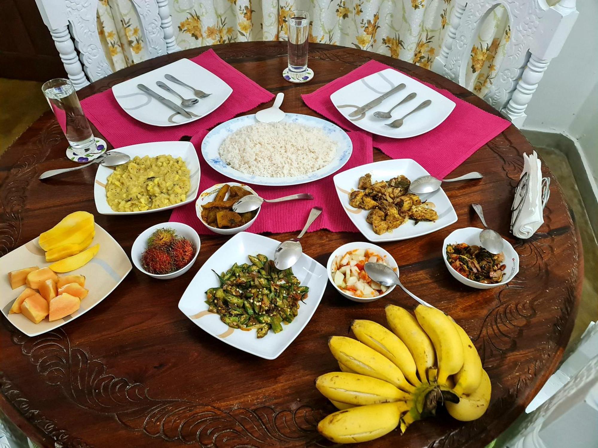Hello Kandy Homestay Bagian luar foto