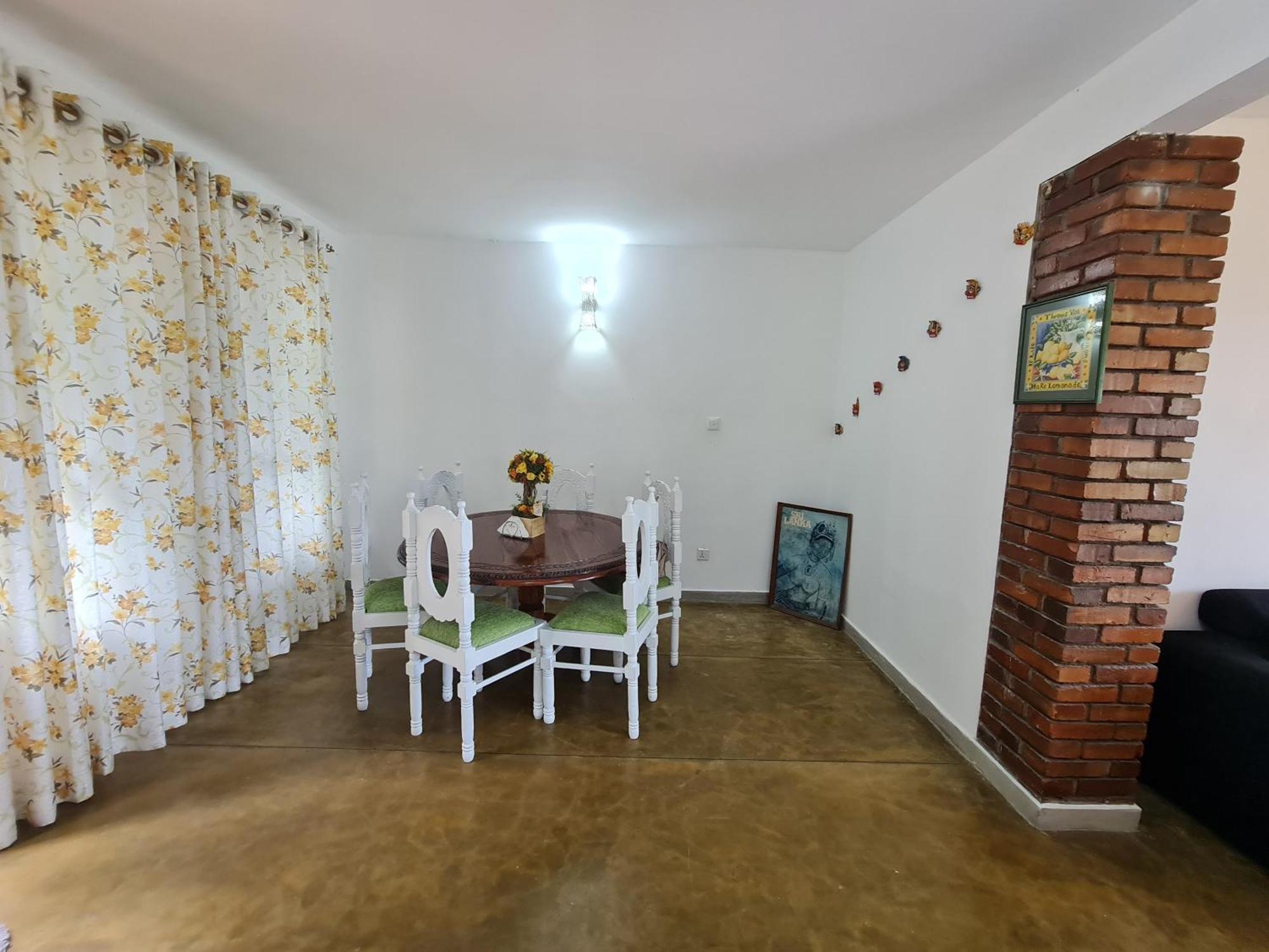Hello Kandy Homestay Bagian luar foto
