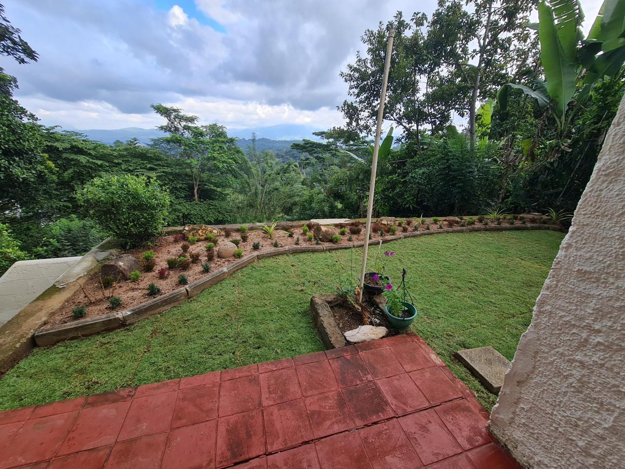 Hello Kandy Homestay Bagian luar foto