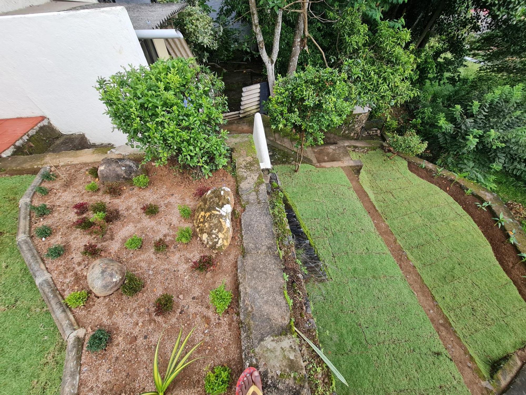 Hello Kandy Homestay Bagian luar foto