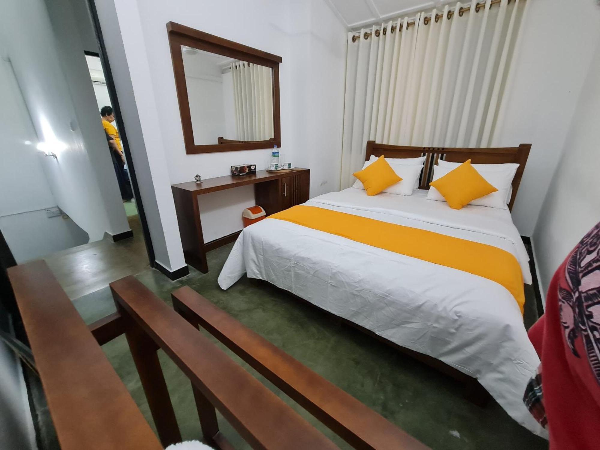 Hello Kandy Homestay Bagian luar foto