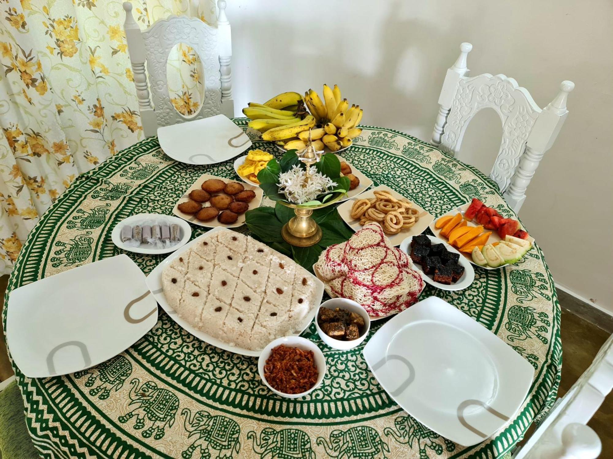 Hello Kandy Homestay Bagian luar foto